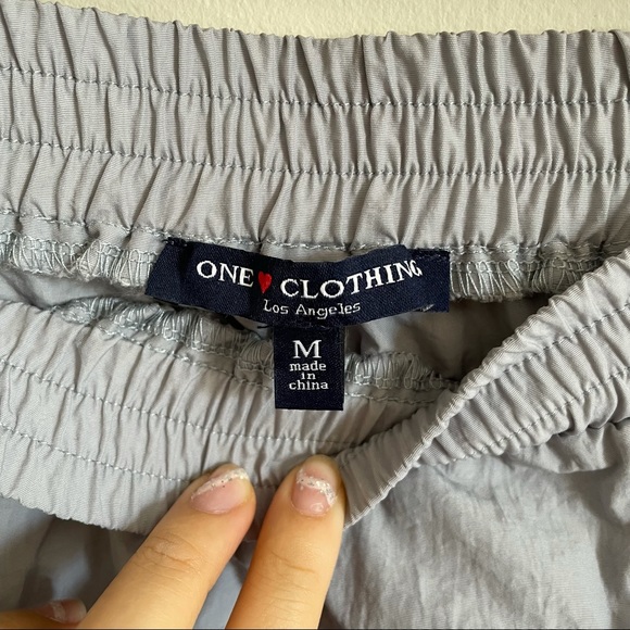 Nylon Joggers in Grey Size Medium - Picture 4 of 5